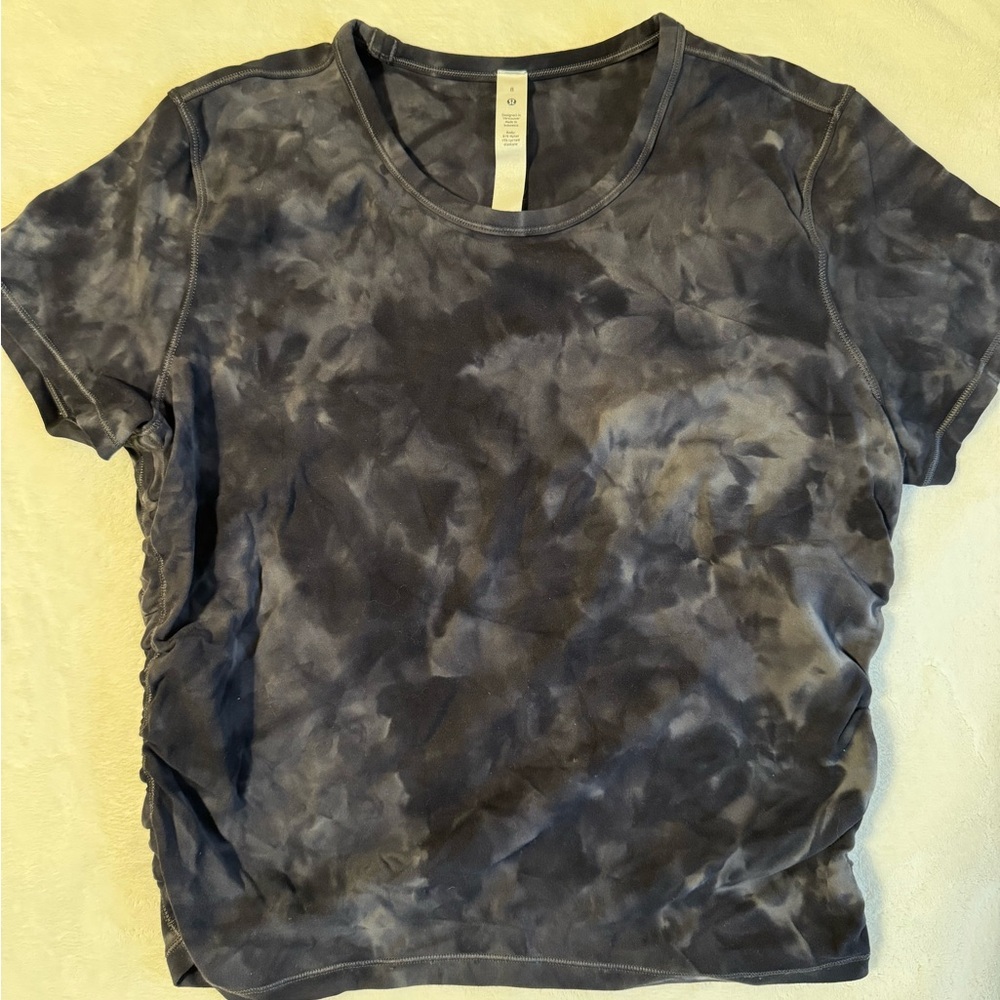 Lululemon top